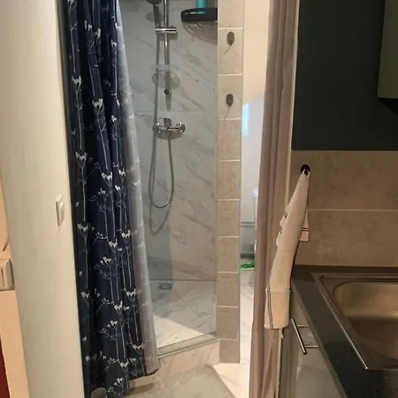 Apartment Dans Maison